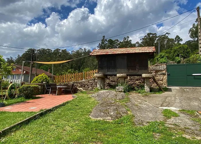 Dom wakacyjny Casa Lagar De Arume
